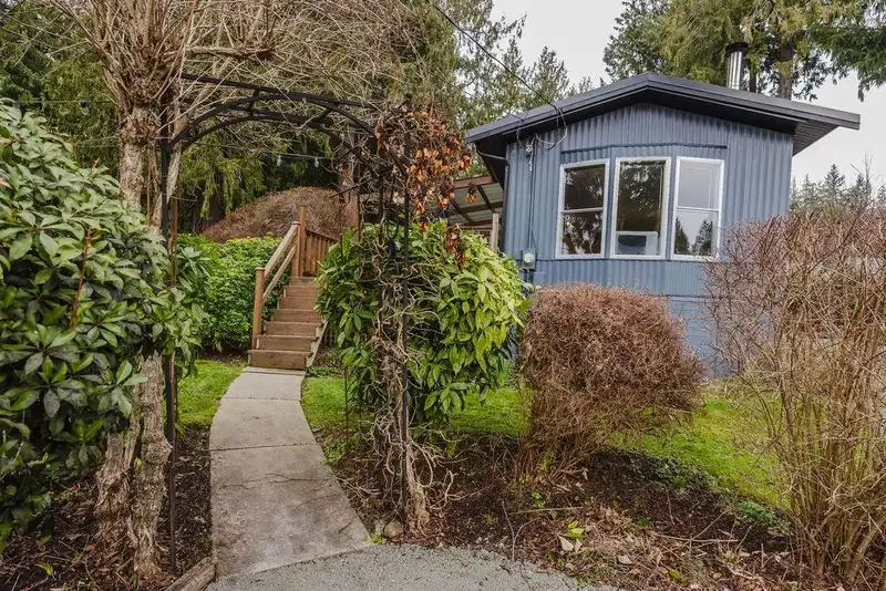 3366 RICHARDS ROAD - photo 2 of 35