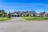 8157 231 STREET - thumbnail 4