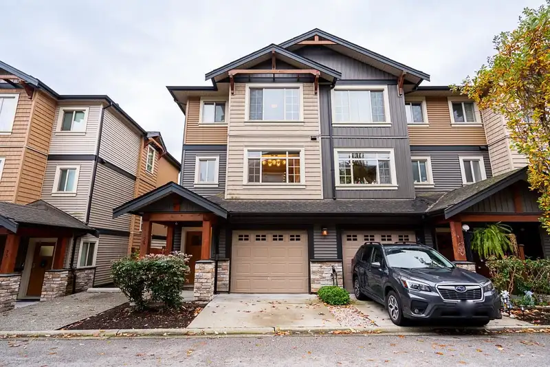 74 11305 240 STREET - photo 1 of 29