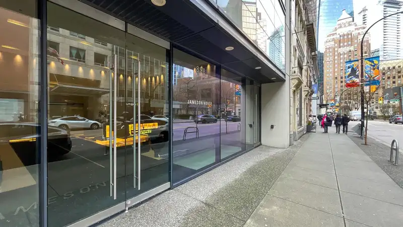 2005 838 W HASTINGS STREET - photo 3 of 24
