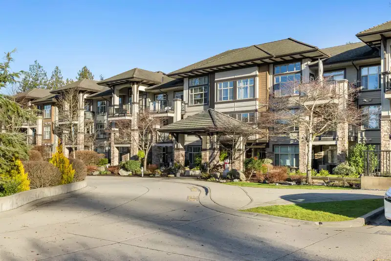 308 15185 36 AVENUE - photo 1 of 32
