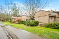 201 9145 SATURNA DRIVE - thumbnail 2