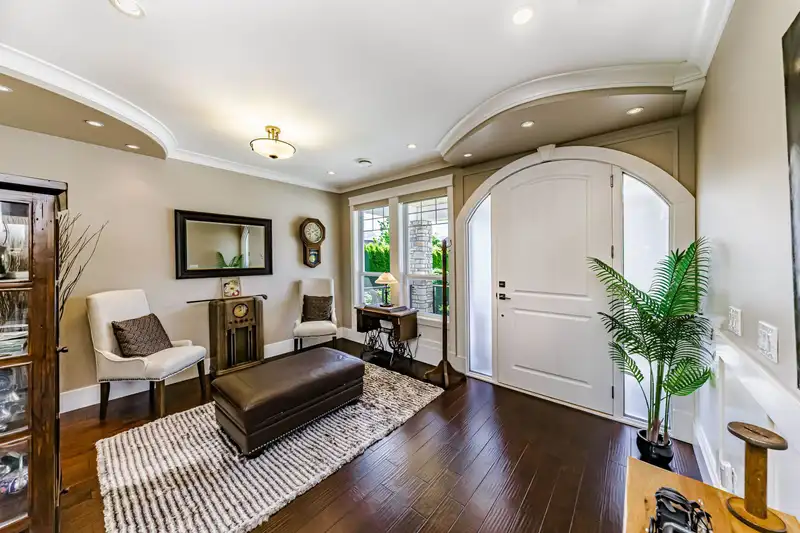 17393 2 AVENUE - photo 3 of 38