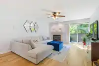 836 ROCHE POINT DRIVE - thumbnail 1