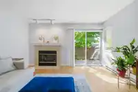 836 ROCHE POINT DRIVE - thumbnail 4