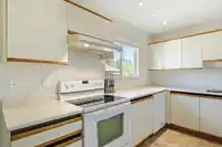 836 ROCHE POINT DRIVE - thumbnail 9