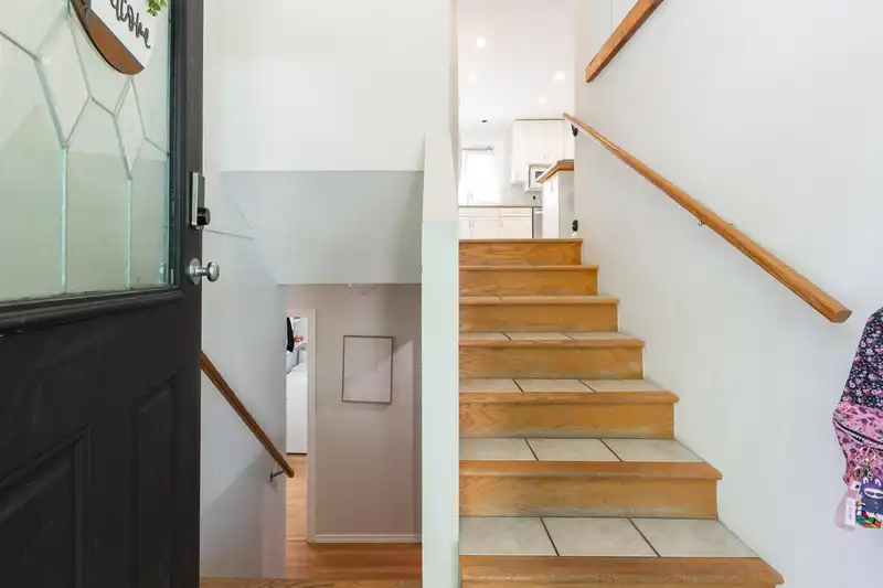 3874 200A STREET - photo 2 of 40