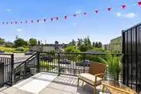 204 22348 NORTH AVENUE AVENUE - thumbnail 22