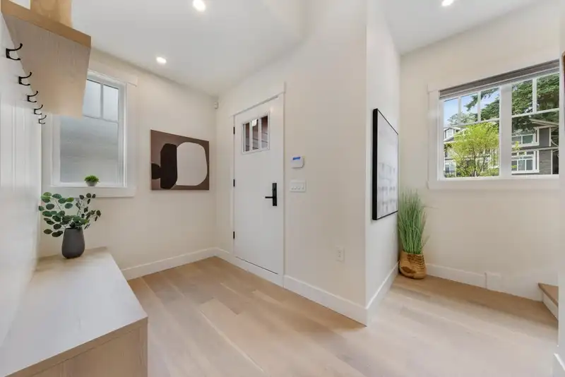 104 235 LEBLEU STREET - photo 4 of 37