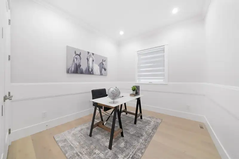6923 205 STREET - photo 3 of 40