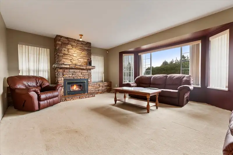 34175 OLD YALE ROAD - photo 2 of 31