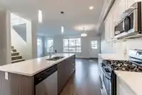 21 7157 210 STREET - thumbnail 8