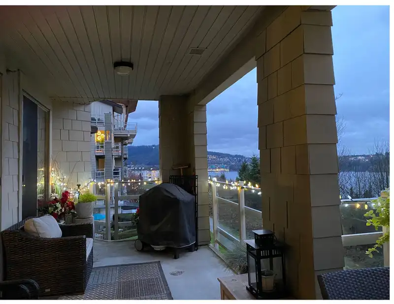 301 560 RAVEN WOODS DRIVE - photo 2 of 32