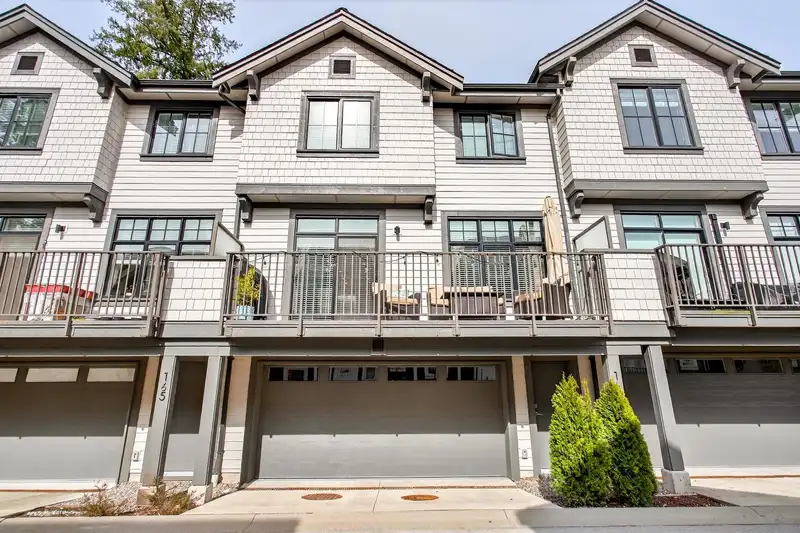 164 1290 MITCHELL STREET - photo 1 of 40
