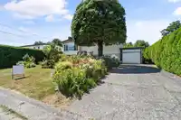 9521 PAULA CRESCENT - thumbnail 4
