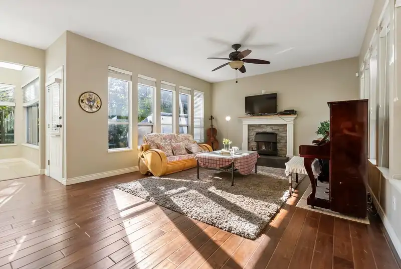 4615 232 STREET - photo 4 of 40