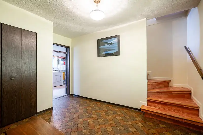 11132 PITMAN PLACE - photo 4 of 36