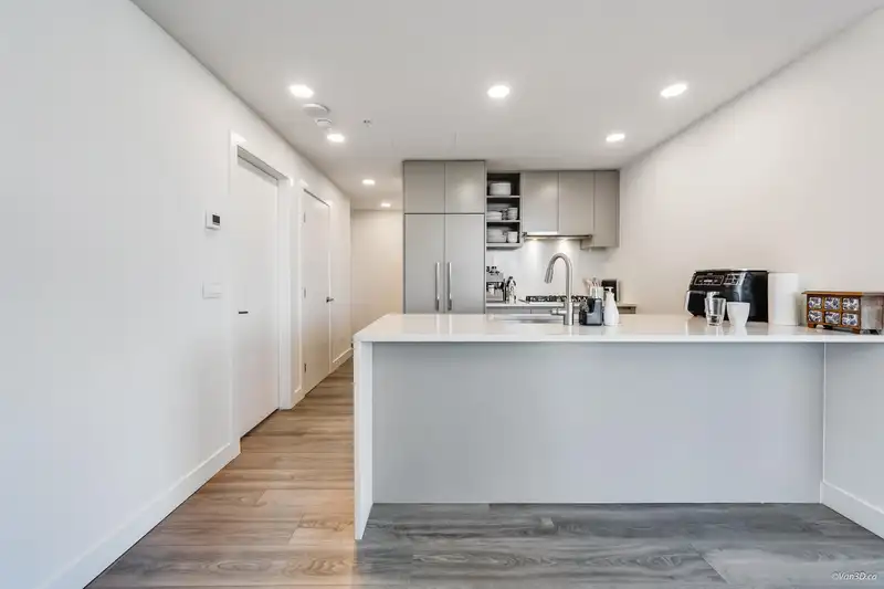 1304 4433 ALASKA STREET - photo 4 of 40