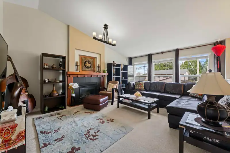 11982 230 STREET - photo 2 of 40