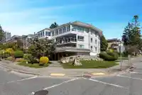 303 1322 MARTIN STREET - thumbnail 29