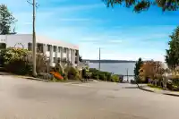 303 1322 MARTIN STREET - thumbnail 31