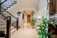 2579 163 STREET - thumbnail 4