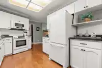 1694 143B STREET - thumbnail 16