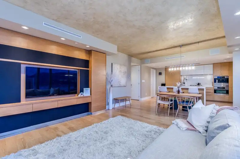 3204 667 HOWE STREET - photo 4 of 30