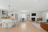 16162 8A AVENUE - thumbnail 6