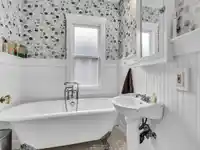 822 E 22ND AVENUE - thumbnail 14