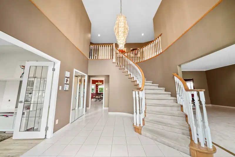 2288 LECLAIR DRIVE - photo 3 of 40