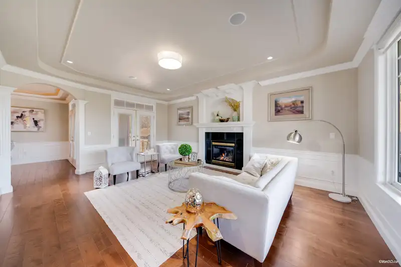 3355 164A STREET - photo 4 of 40