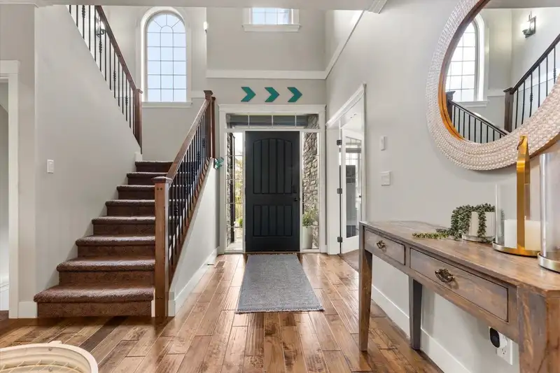 44600 MCLAREN DRIVE - photo 2 of 40