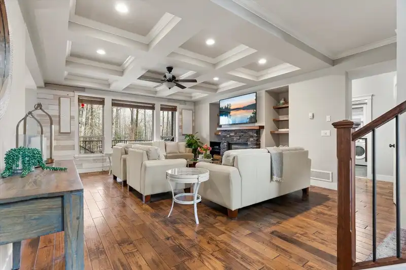 44600 MCLAREN DRIVE - photo 3 of 40