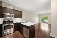 305 20460 DOUGLAS CRESCENT - thumbnail 6