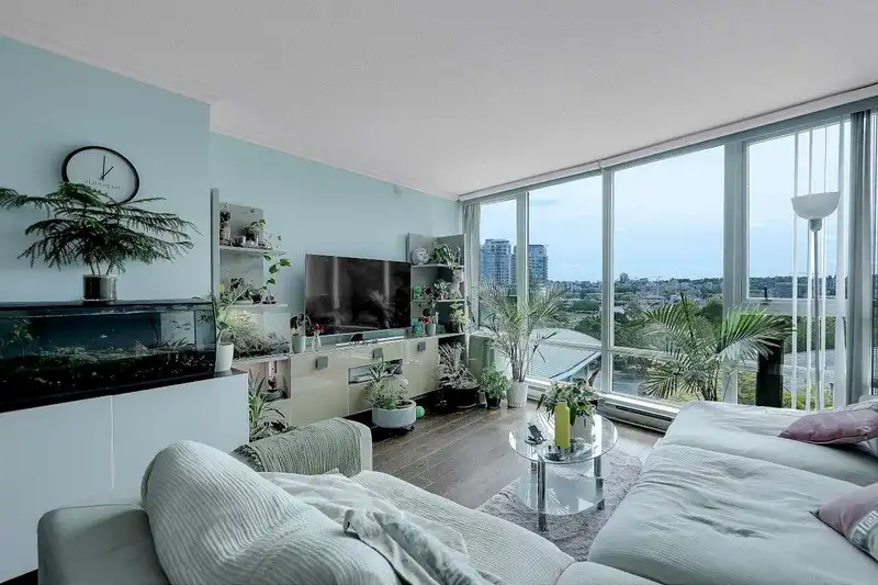 601 1408 STRATHMORE MEWS - photo 3 of 27