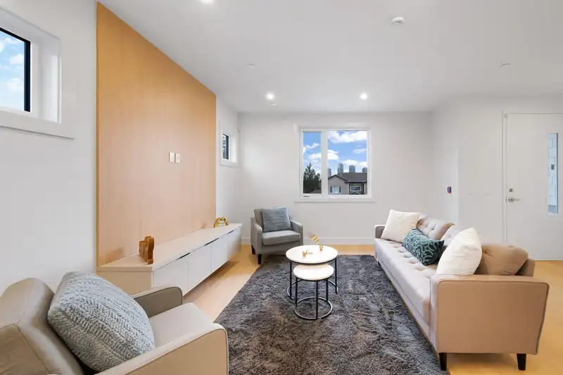 5 4855 VENABLES STREET - photo 3 of 34