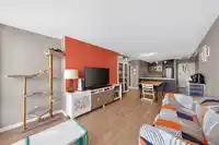 1209 9981 WHALLEY BOULEVARD - thumbnail 11