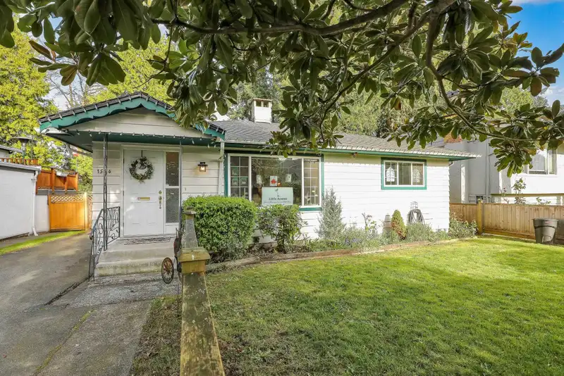 1554 STEVENS STREET - photo 1 of 37
