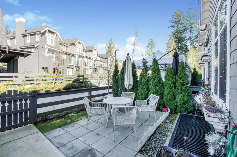 129 1331 OLMSTED STREET - photo 3 of 40