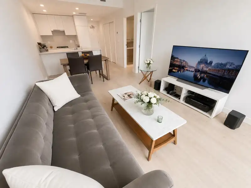 2407 2181 MADISON AVENUE - photo 4 of 12