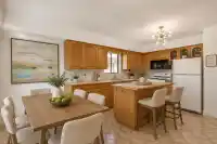 2576 PARKER STREET - thumbnail 11