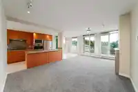 702 2688 WEST MALL - thumbnail 3
