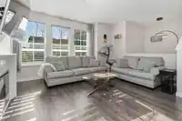 88 5551 ADMIRAL WAY - thumbnail 7