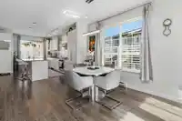 88 5551 ADMIRAL WAY - thumbnail 8