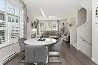 88 5551 ADMIRAL WAY - thumbnail 9