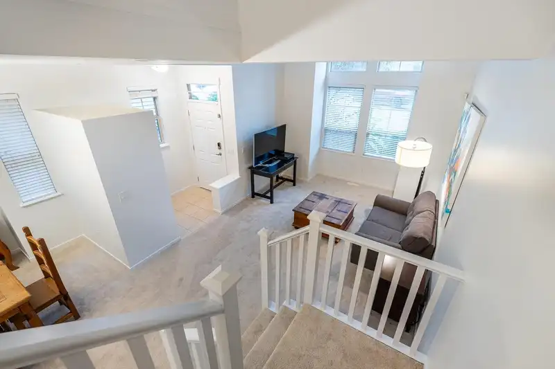 30 HAWTHORN DRIVE - photo 4 of 40