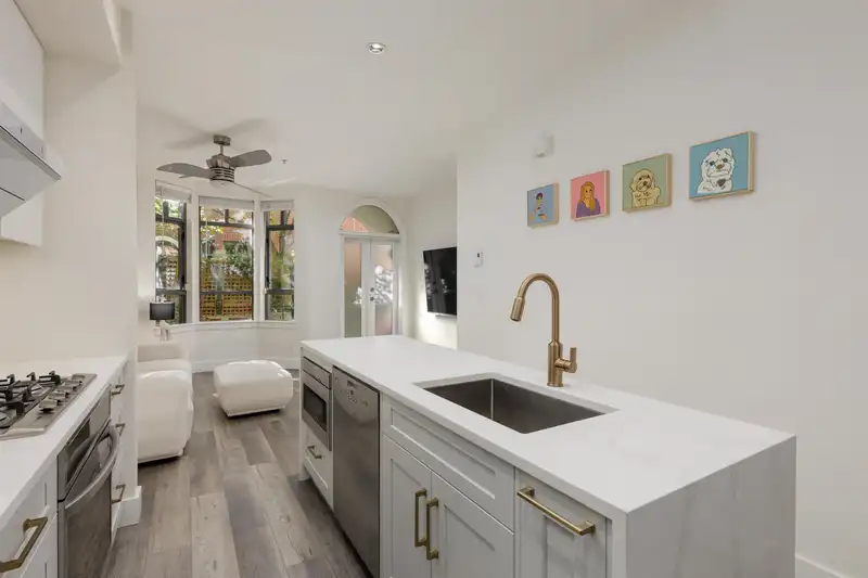 828 W 6TH AVENUE - photo 4 of 29