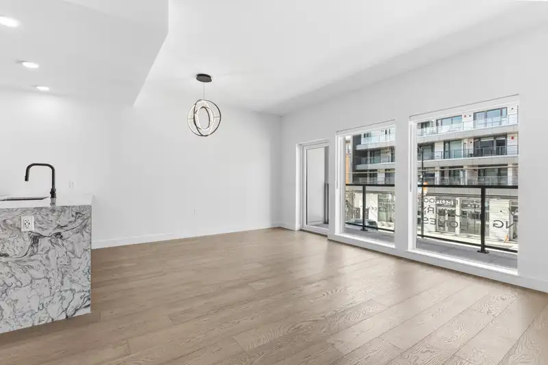 202 3590 W 39TH AVENUE - photo 1 of 23
