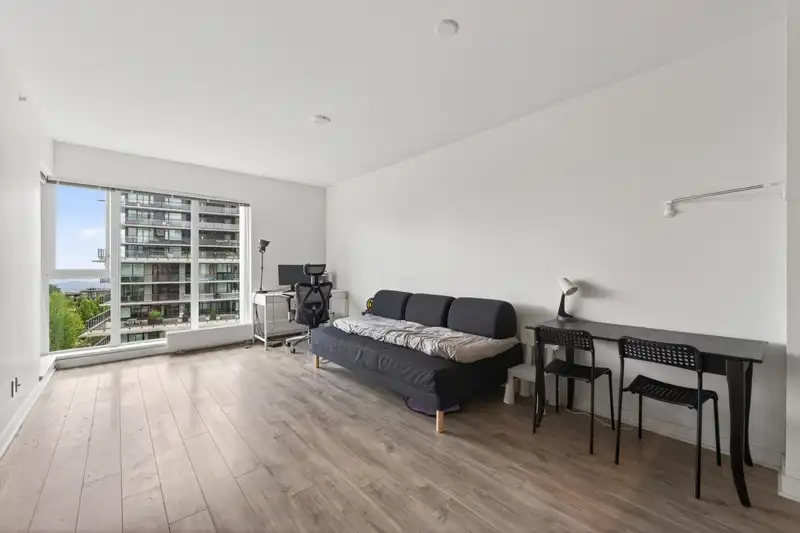 1103 8940 UNIVERSITY CRESCENT - photo 3 of 30